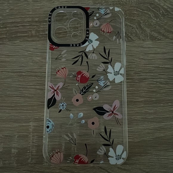 iPhone 12/12 Pro SHEIN cases - Picture 7 of 8